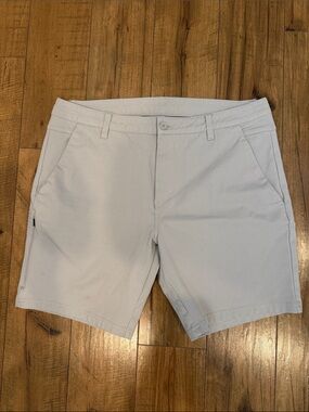 BYLT Basics men’s Everyday Short